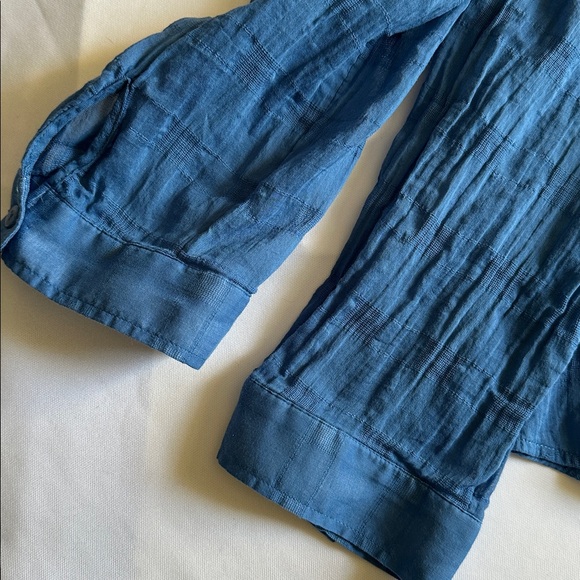 Coldwater Creek Sheer Blue Button-Front Women's Shirt - Lightweight Layering Top - Picture 16 of 17